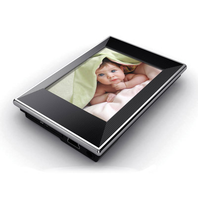 1322218_COBY_DP240BLK.jpg-PORTABLE_2.4_DIGITAL