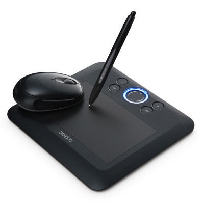 1271845_WACOM_TECH_CTE450K.jpg-FUN_SMALL_BLACK_TABLET