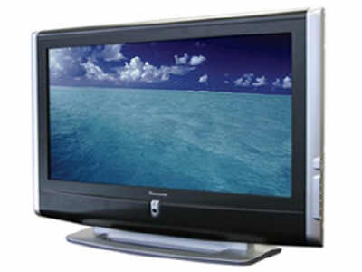 1231149_NORCENT_LT4247.jpg-TV_IS_VIA_BUILT_IN_CLEAR_AND_TUNER_HDMI