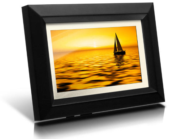 1375149_ALURATEK_ADPF07SF.jpg-DIGITAL_PHOTO_FRAME_HI_RESOLUTION