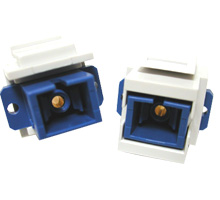 877352_CABLES_TO_GO_03816.jpg-SNAP_IN_SC_FIBER_KEYSTONE_MODULE_IVORY