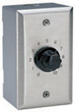 986353_VALCOM_V1095.jpg-