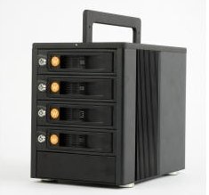 1289165_WIEBETECH_RTX400HQJ4000.jpg-WITH_4_SATA_BAYS