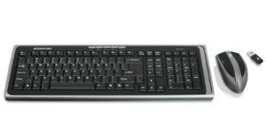 1365081_IOGEAR_GKM551R.jpg-WRLS_COMBO_SET_LONG_RANGE_MEDIA_DESKTOP_US_ENGLISH
