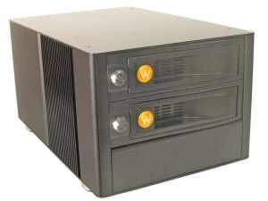 1289193_WIEBETECH_RTX200HQJ0.jpg-WITH_2_SATA_BAYS