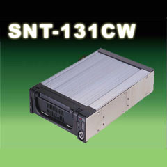 832696_A_GPB_MR131CWB.jpg-ALUMINUM_68PIN_U320_BLACK