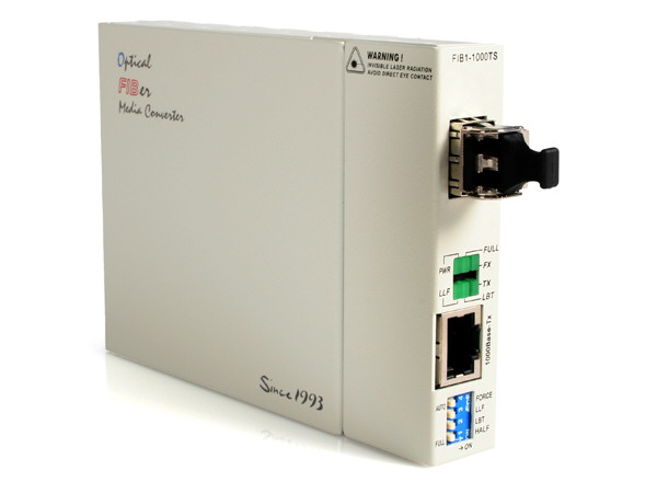 1280999_STARTECH_ET91000LC.jpg-GIGABIT_RJ45_TO_MULTI_MODE_LC_FIBER_MEDIA_CONVERTER